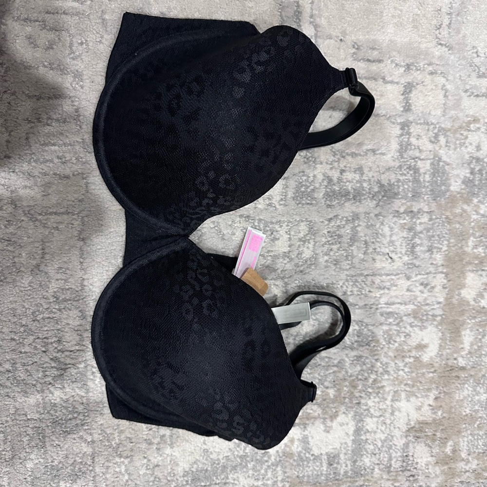 Victoria Secret PINK Elegant Black Lace Bra